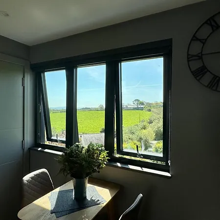 Apartment Uno - Luxury Serviced *